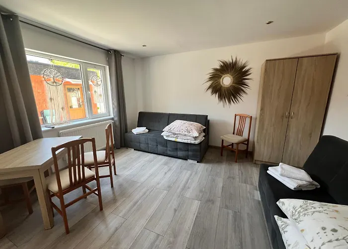 Na Spokojnie * 亚斯塔尔尼亚